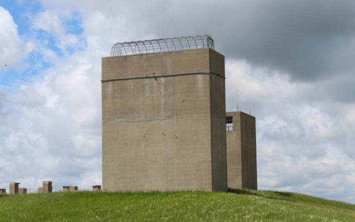 En venta: Un búnker de la Guerra Fría y un silo de misiles en Dakota del Norte 3