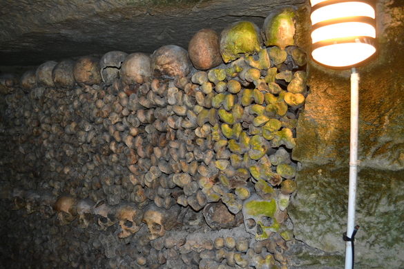 Las Catacumbas de París, Francia 5