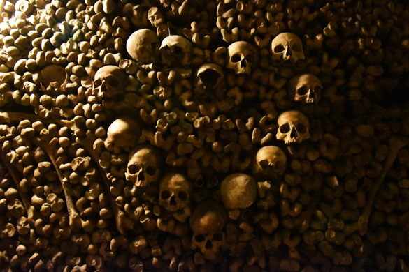 Las Catacumbas de París, Francia 22