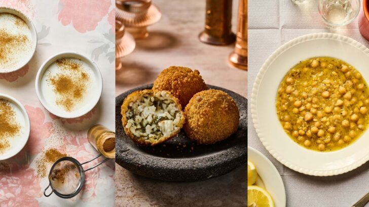 Tres platos típicos de Atenas: postres, croquetas y guiso de garbanzos